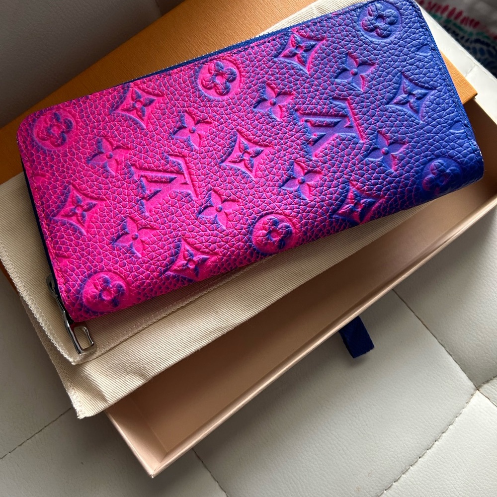 Louis Vuitton Virgil Abloh Illusion Zippy Wallet - Picture 6 of 16